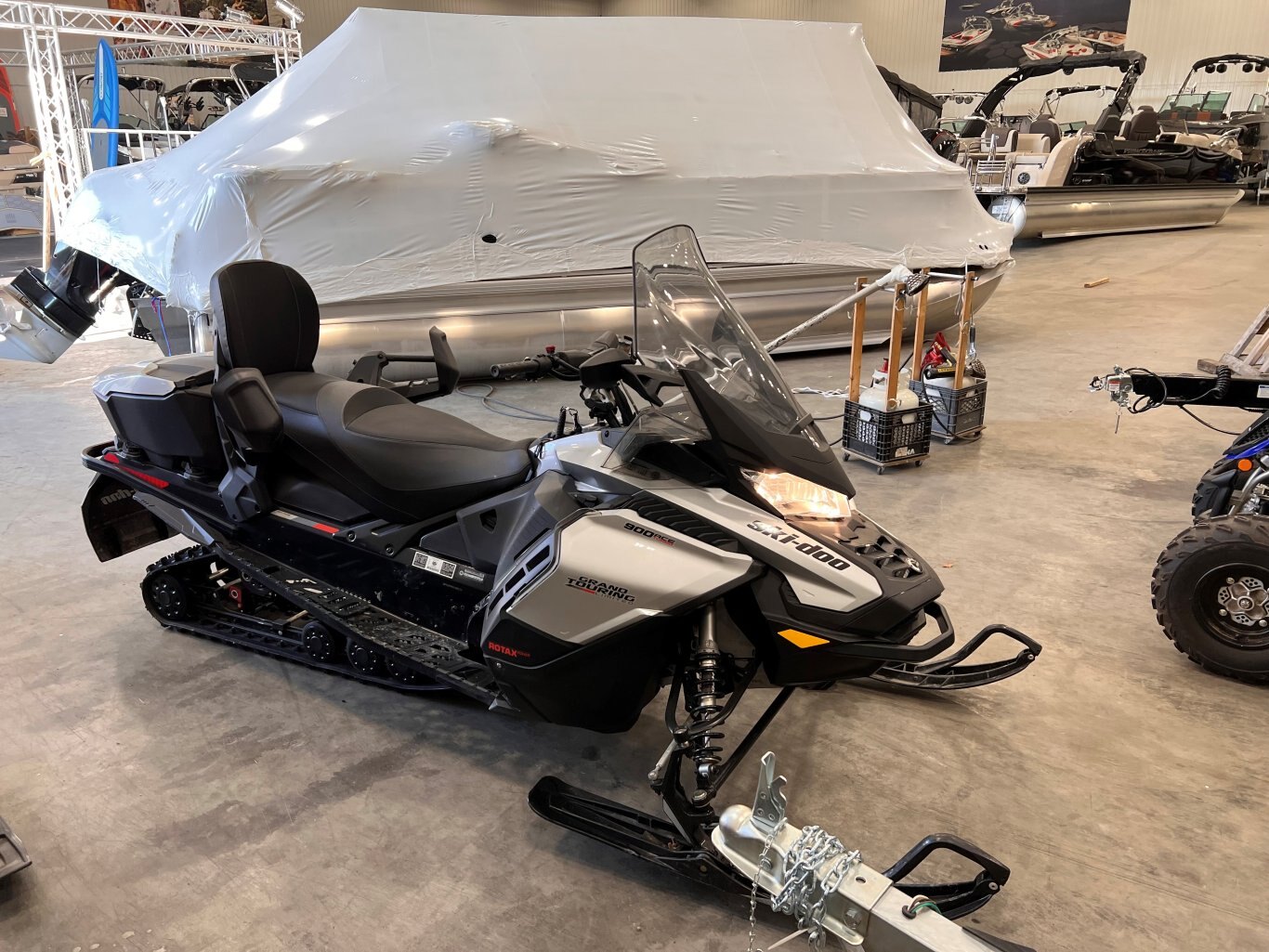 Motoneige Ski Doo Grand Touring Limited 900 Ace Turbo 2021 Silver Motoneige Touring/Piste