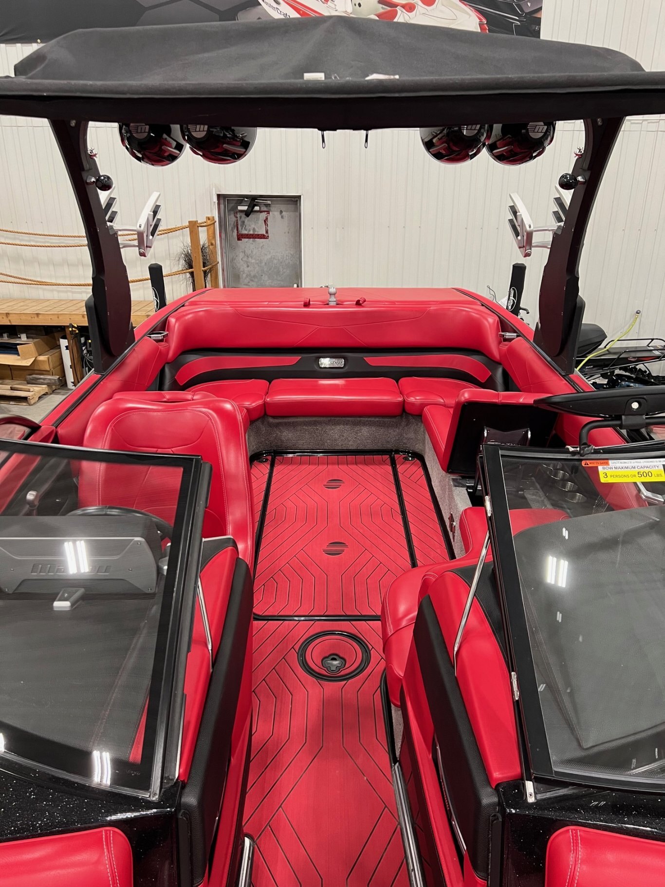 Bateau Malibu Wakesetter LSV 23 2015 avec Remorque Double, toute équipé Noir sur Rouge Surfgate seulement 227 heures