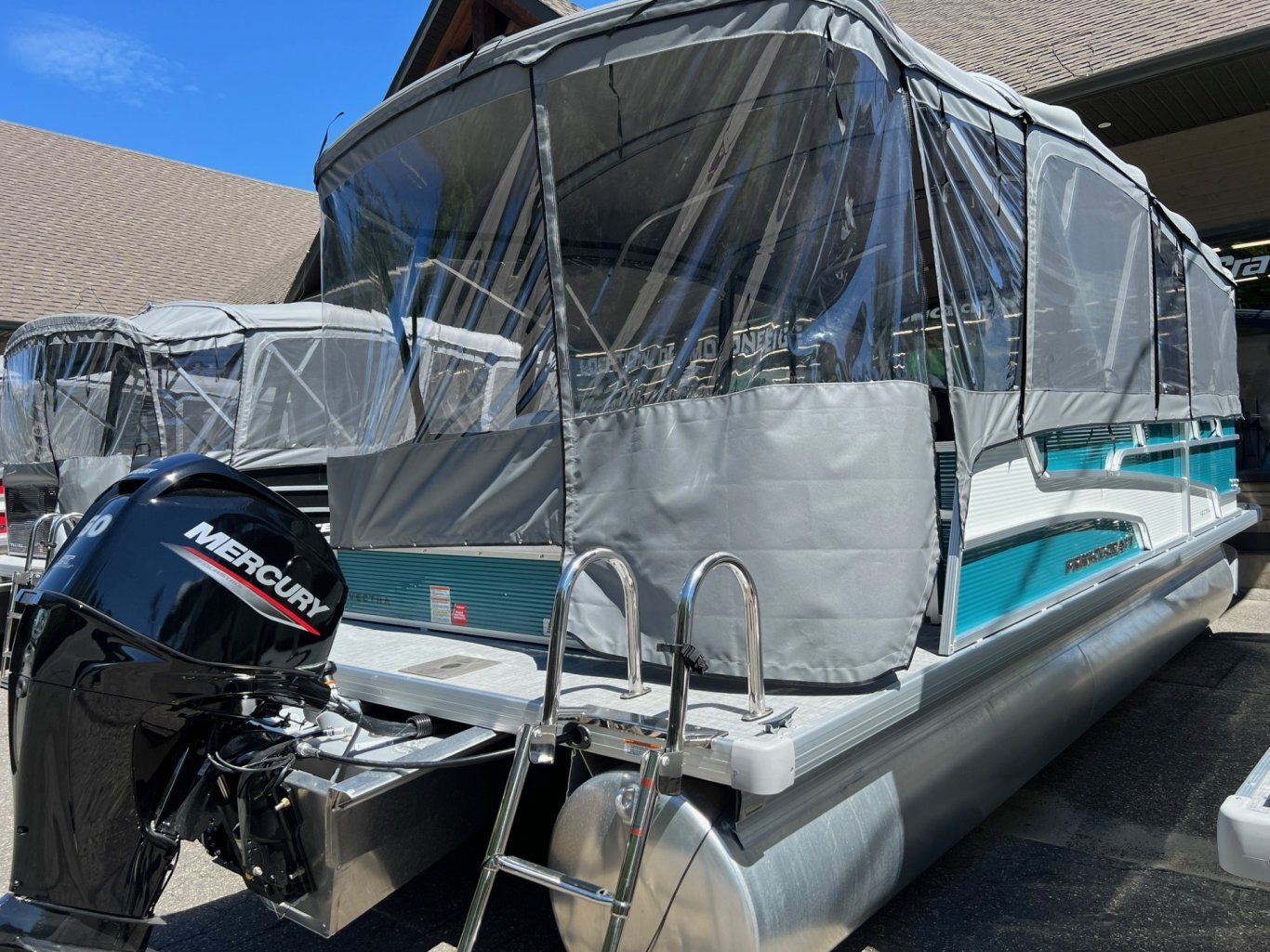 Ponton Princecraft 2024 Vectra 23 RL Turquoise avec moteur Mercury 60HP et Toit Campeur