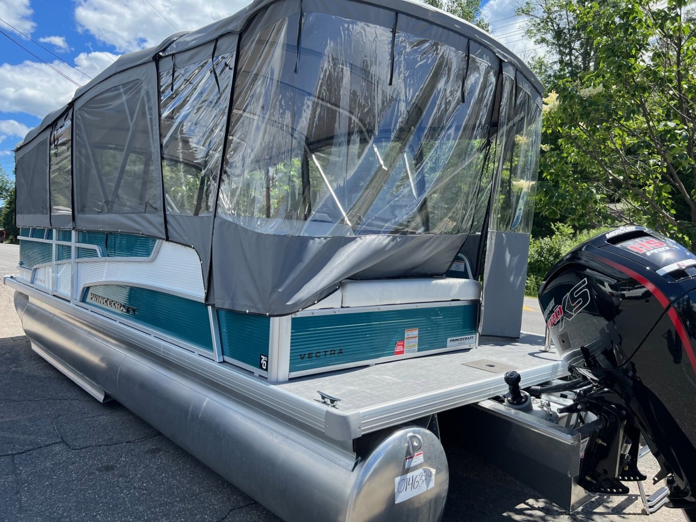 Ponton Princecraft 2024 Vectra 23 RL Turquoise avec moteur Mercury 115HP et Toit Campeur