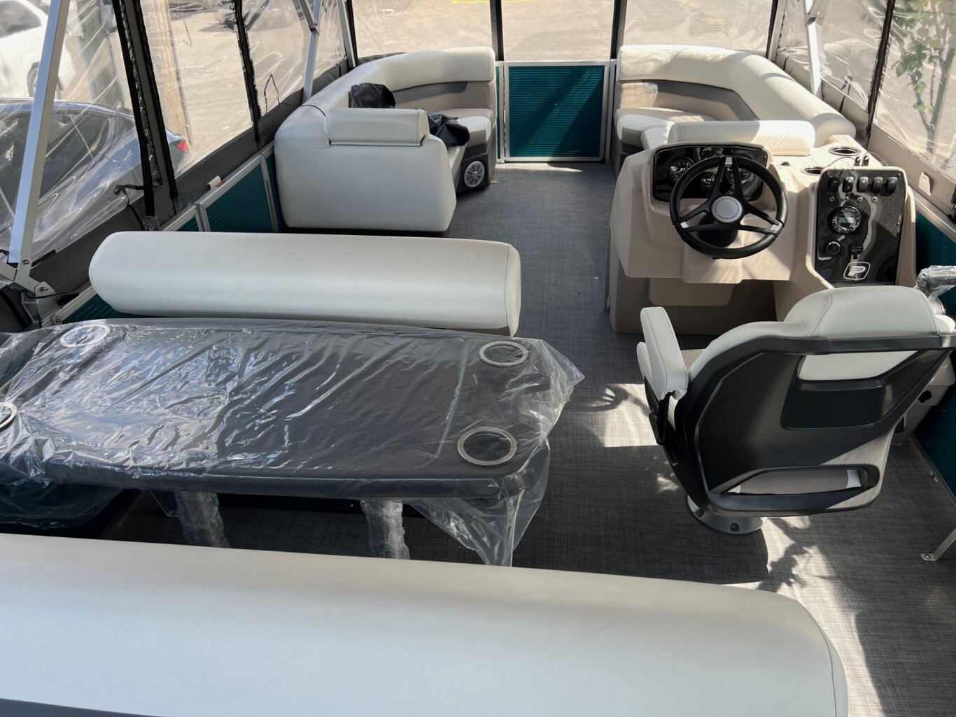 Ponton Princecraft 2024 Vectra 23 RL Turquoise avec moteur Mercury 115HP et Toit Campeur