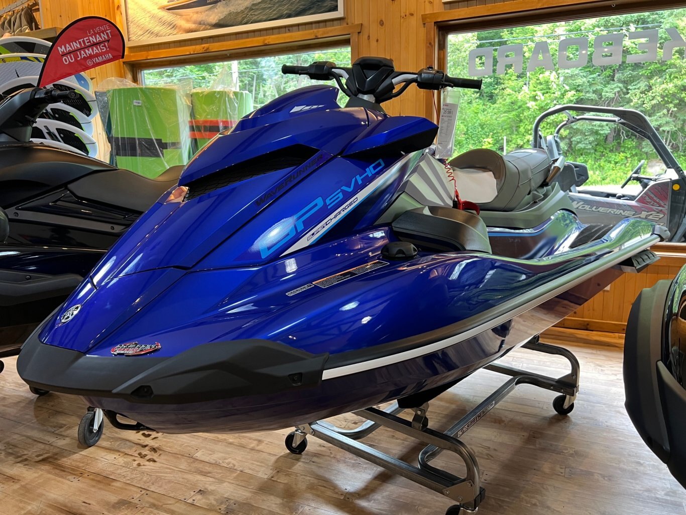 Motomarine Yamaha Waverunner GP1800 SVHO W/Audio Bleu & Noir Modèle Performance