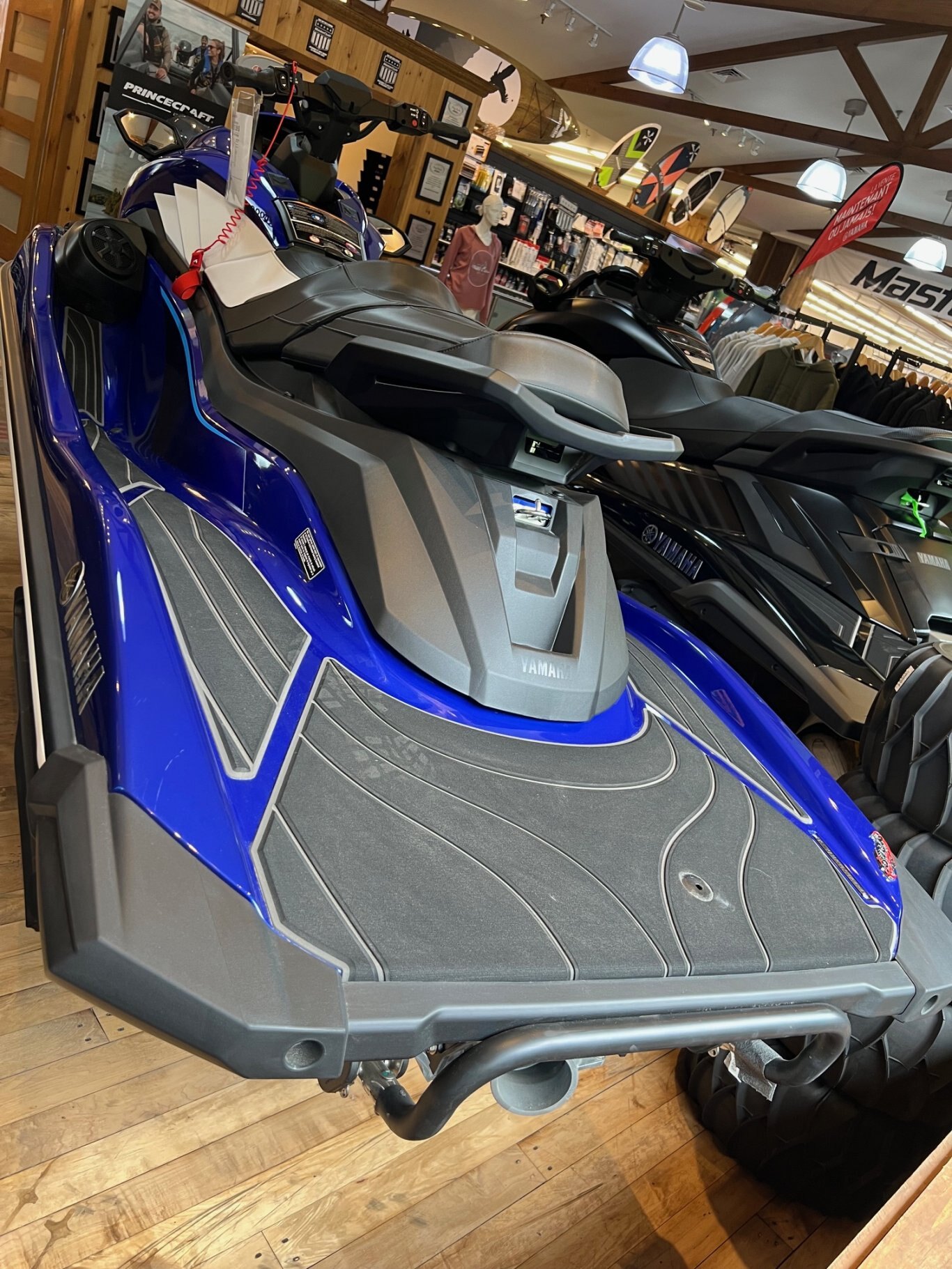 Motomarine Yamaha Waverunner GP1800 SVHO W/Audio Bleu & Noir Modèle Performance