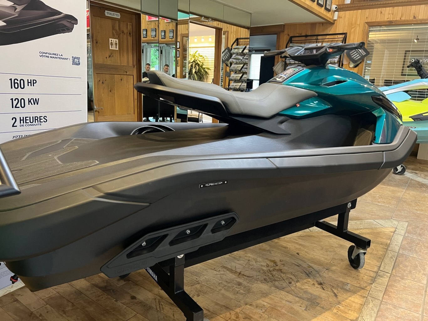 Motomarine Taiga Orca Électrique Vert sur Noir!