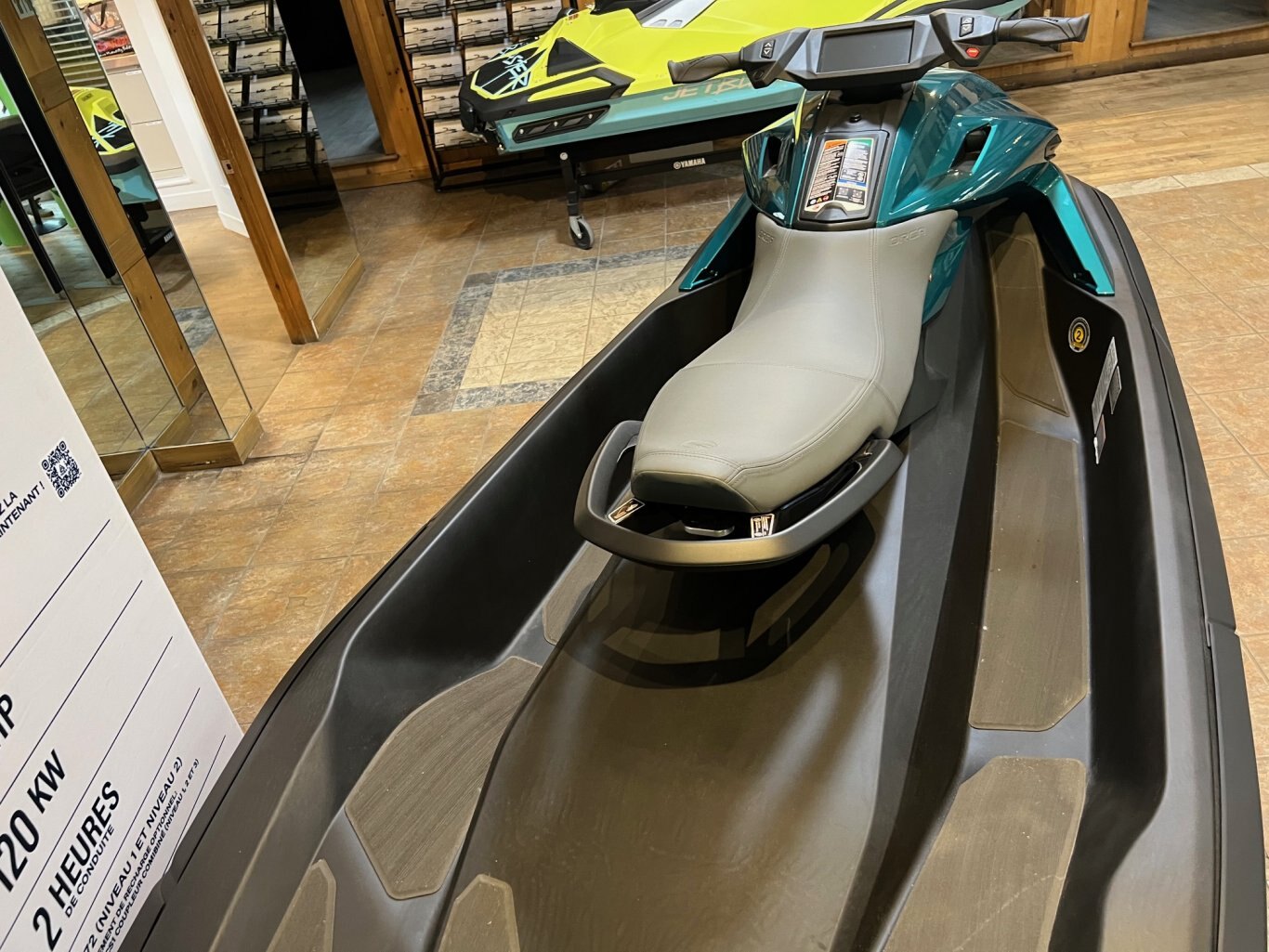 Motomarine Taiga Orca Électrique Vert sur Noir!