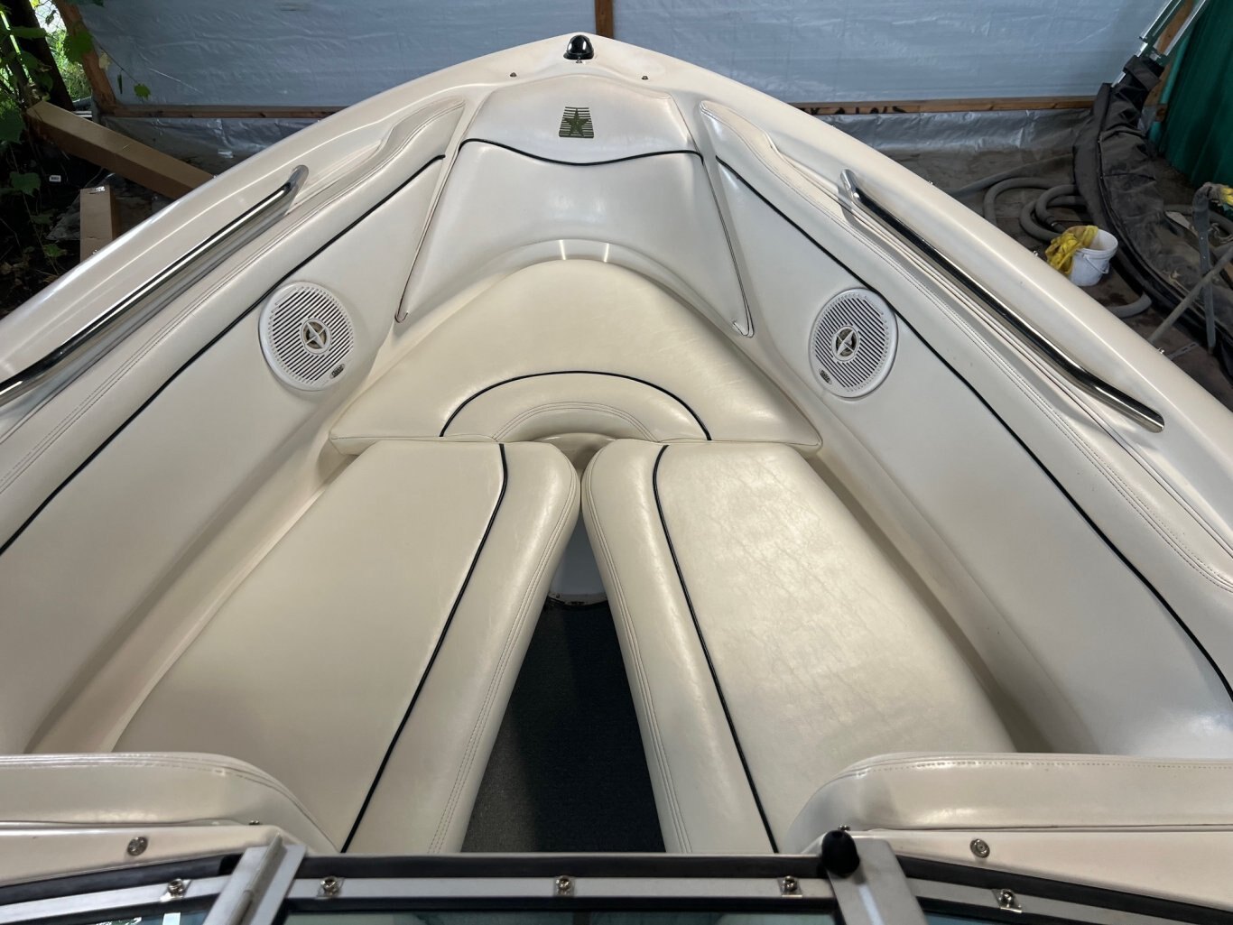 Bateau Mastercraft ProStar 205V (v drive) 1999 Vert sur Blanc avec moteur 5.7l 310HP EFI seulement 743 heures Vient avec Remorque Simple Essieux