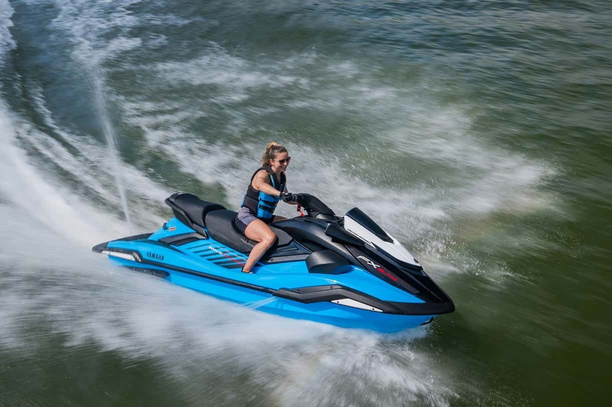 Motomarine 2025 Yamaha FX SVHO 1800 Noir/Cyan avec Système Audio Modèle Luxe