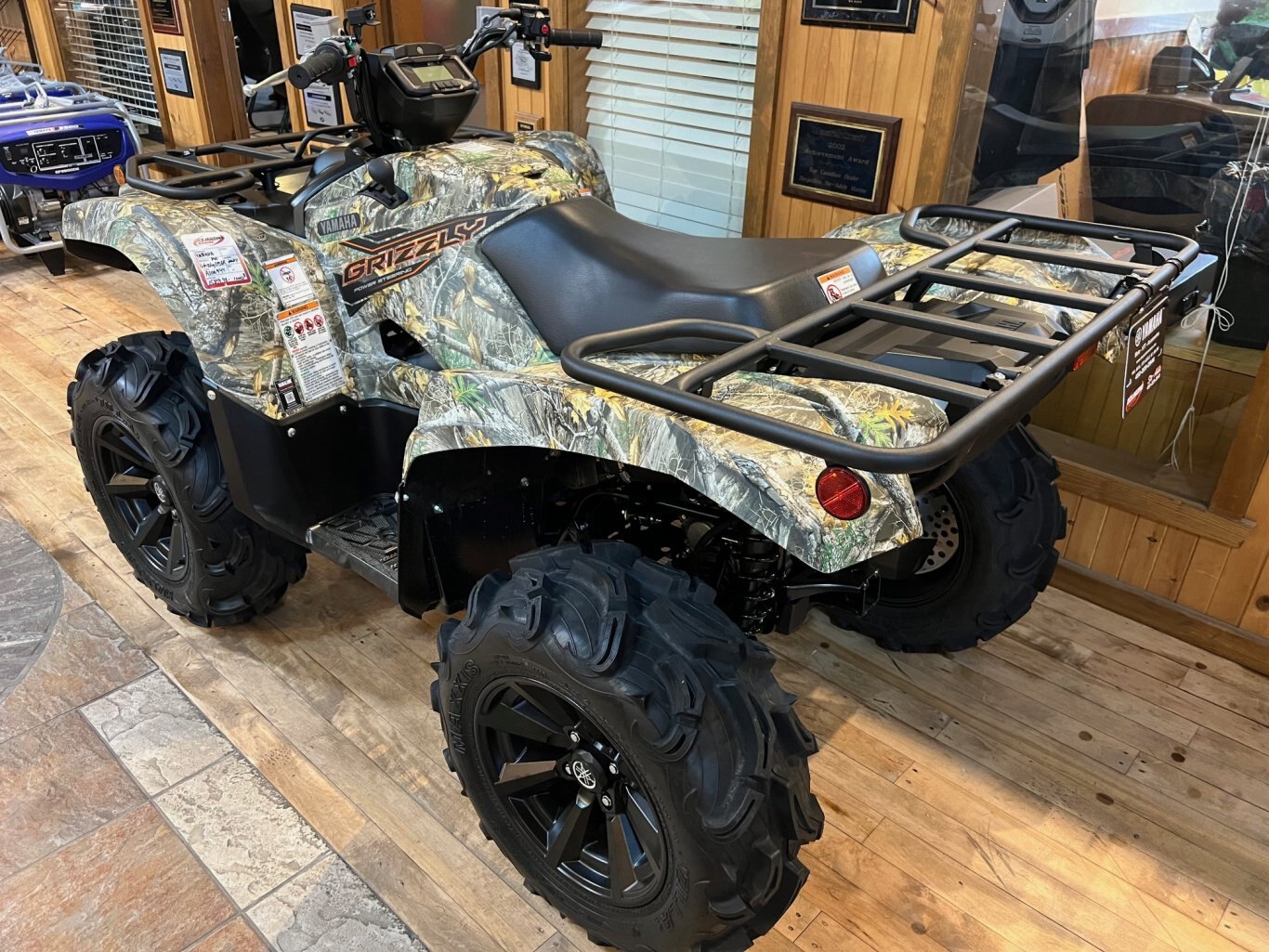 VTT Yamaha Grizzly EPS SE 700cc Camo avec treuil modèle tout usages