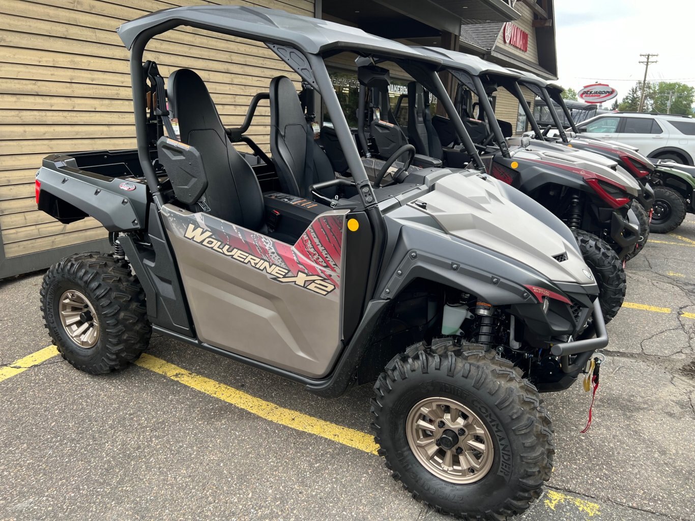 Side by Side Yamaha WOLVERINE(MD) X2 850 EPS SE 2024 Titan/noir tactique Modèle Utilitaire / Tout Usage