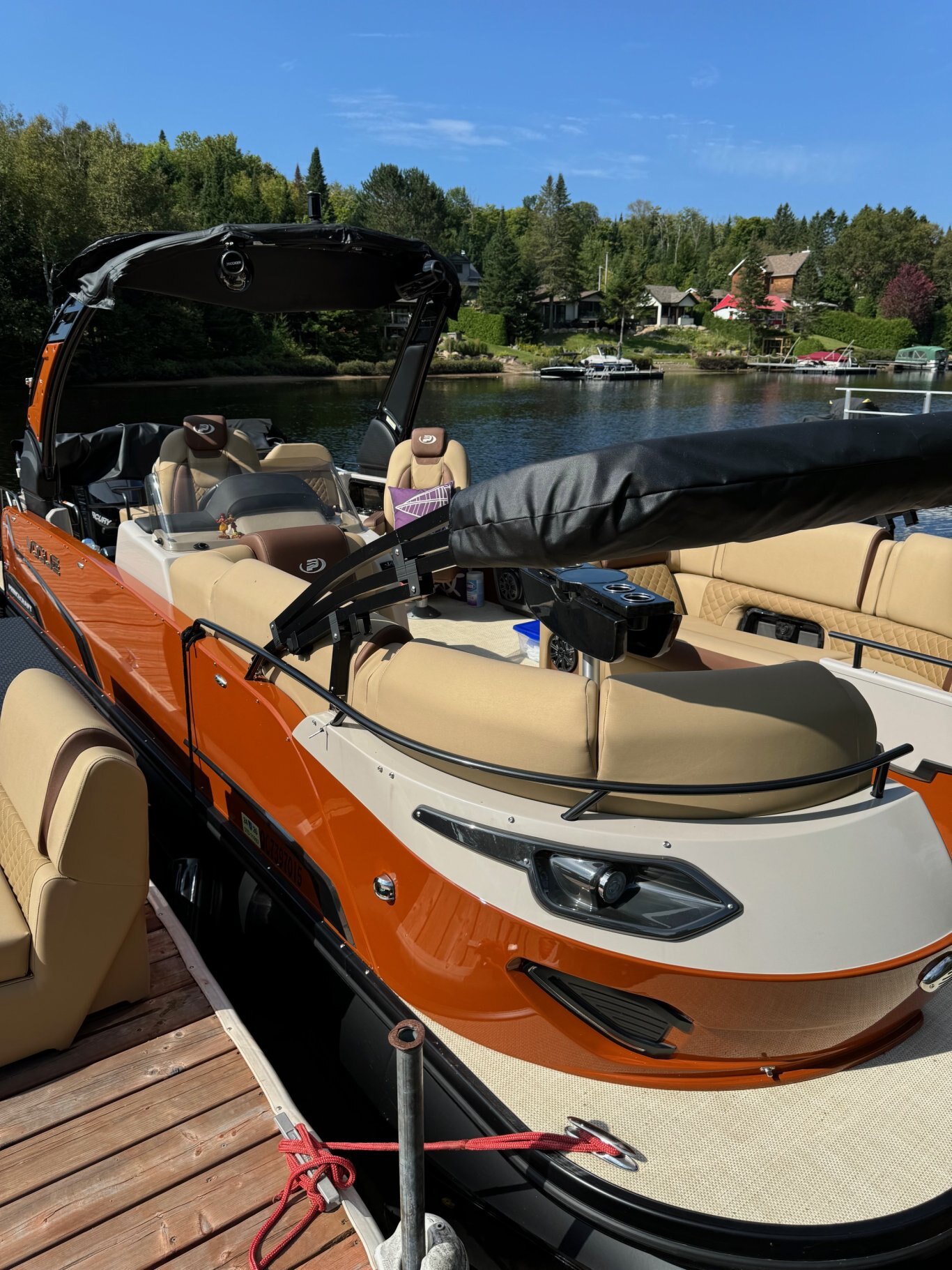 Ponton Princecraft Vogue 25 RL 2024 Orange sur Tan Moteur Mercury® 300HP V8 L DTS Tour à Wake DÉMO!