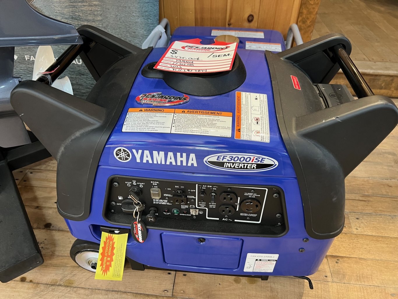 Génératrice Yamaha EF3000iSE Inverseur Bleu neuve parfaite pour petite résidence, chalet ou portative.