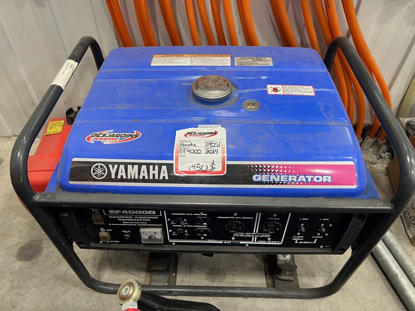 Génératrice Yamaha 2013  EF4000D 120/240v Portable en bonne condition & prêt pour le travail!