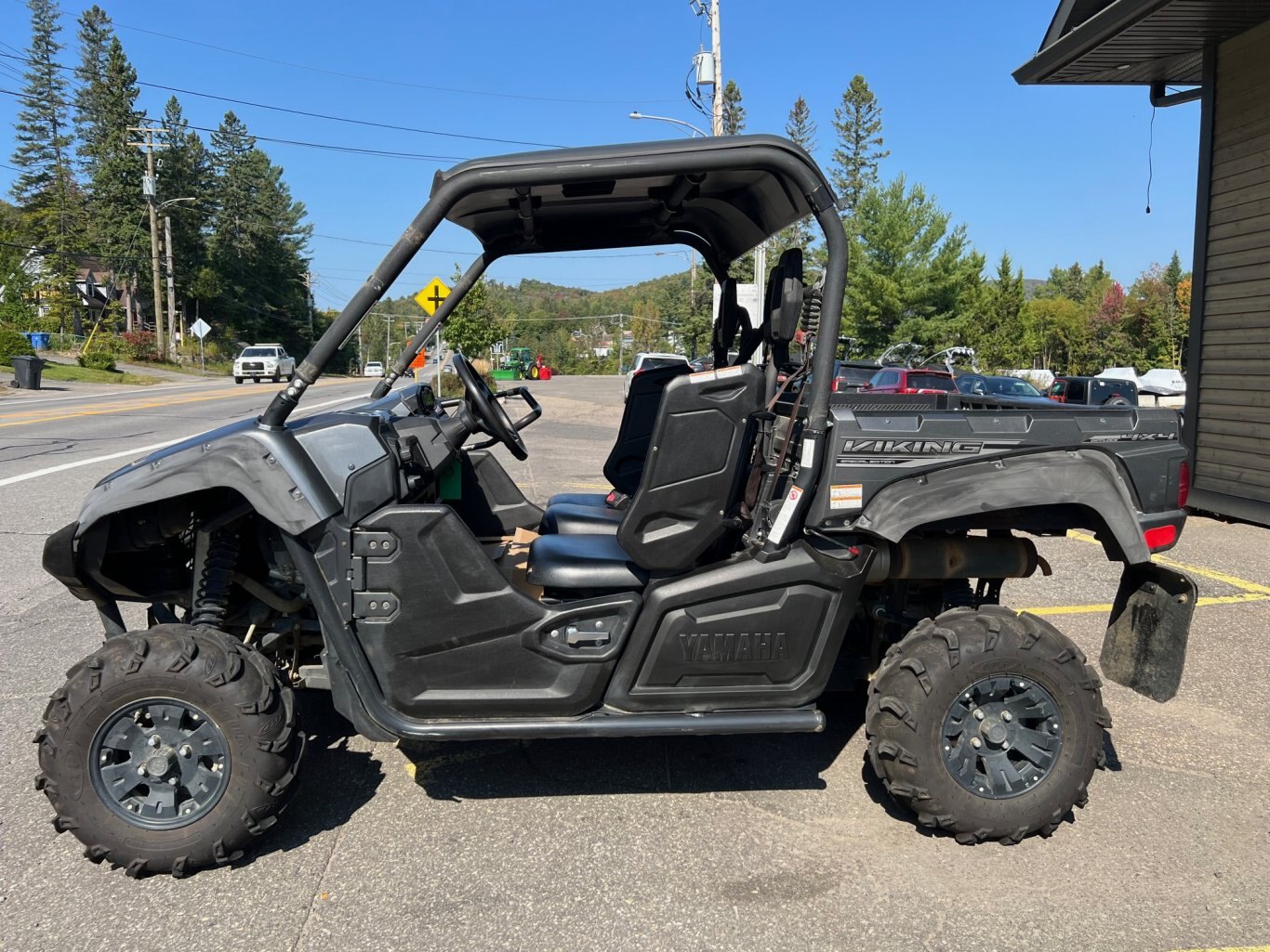 Side by Side Yamaha Viking 700 2016 EPS SE Noir Modèle Utilitaire Idéale pour le Travail À ne pas Manquer!