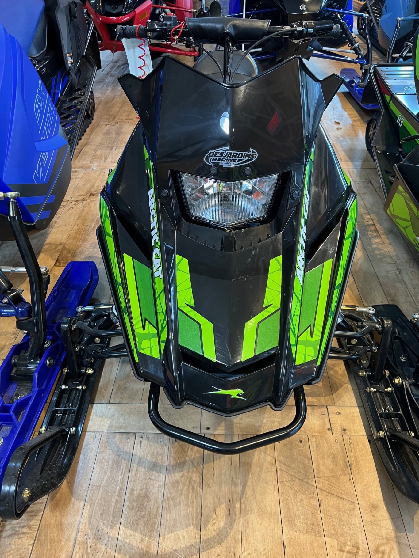 Motoneige Enfant 3 9 ans Arctic Cat ZR 120 Noir & Vert 2024 Neuf parfait pour un cadeau des fêtes