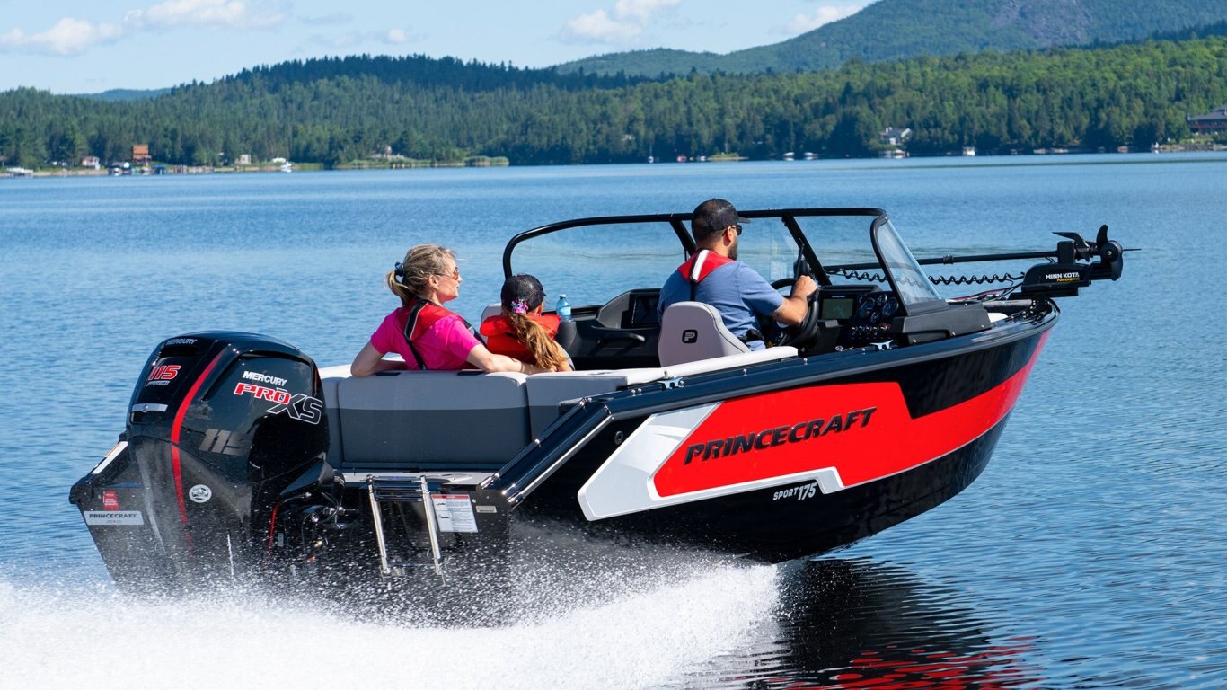 2025 Princecraft Sport 175 Anthracite grey (red accent)