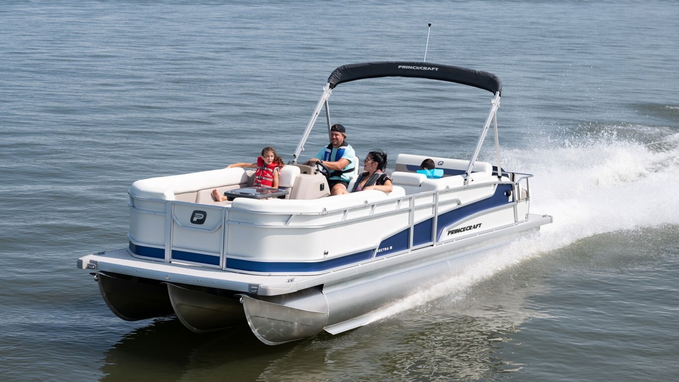 2025 Princecraft Vectra 25 RL Miami harbour Onyx White Edition
