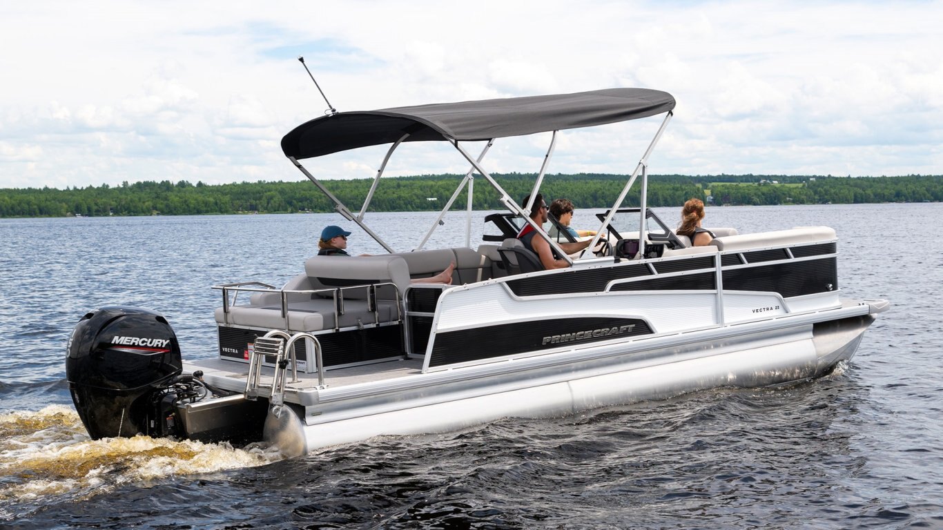 2025 Princecraft Vectra 23 WRL Pearl grey Nautical Blue Edition