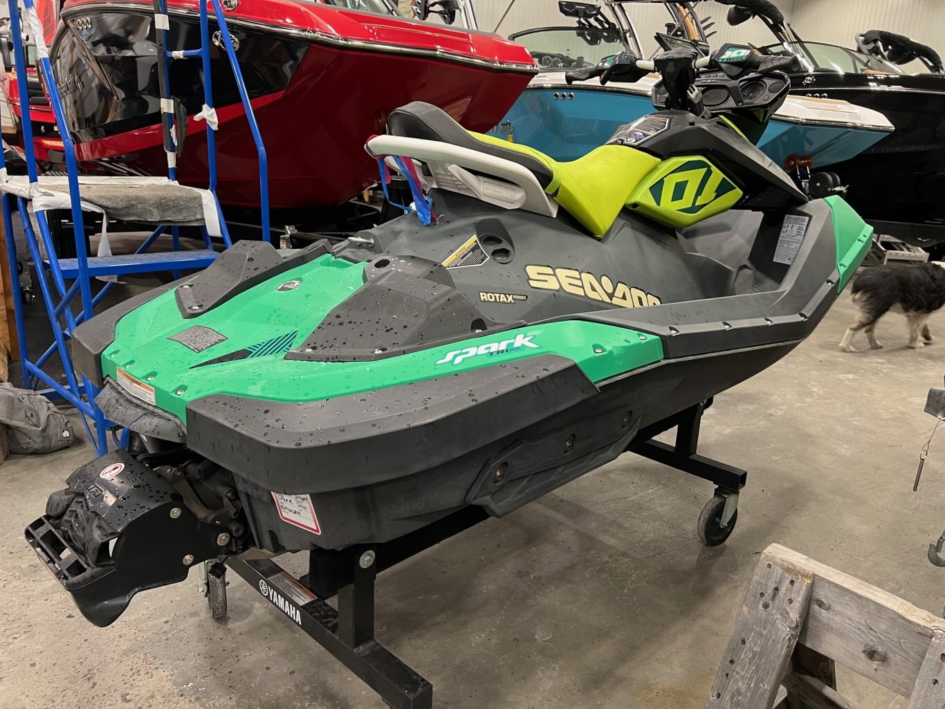 Motomarine BRP Sea Doo Spark 2021 Vert & Noir Moteur Rotax 900cc Ace 90hp avec Système de Sons Détachable.