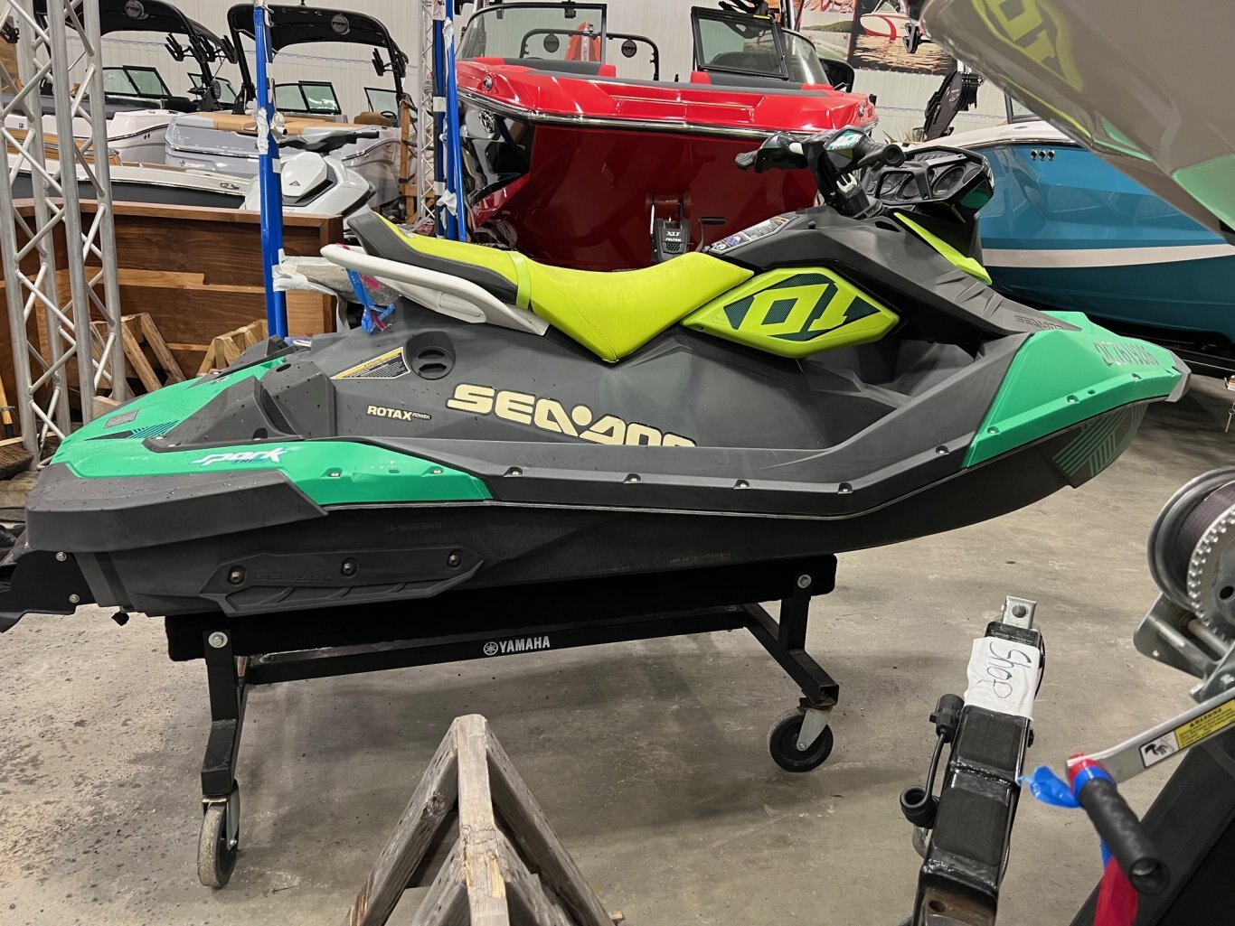 Motomarine BRP Sea Doo Spark 2021 Vert & Noir Moteur Rotax 900cc Ace 90hp avec Système de Sons Détachable.