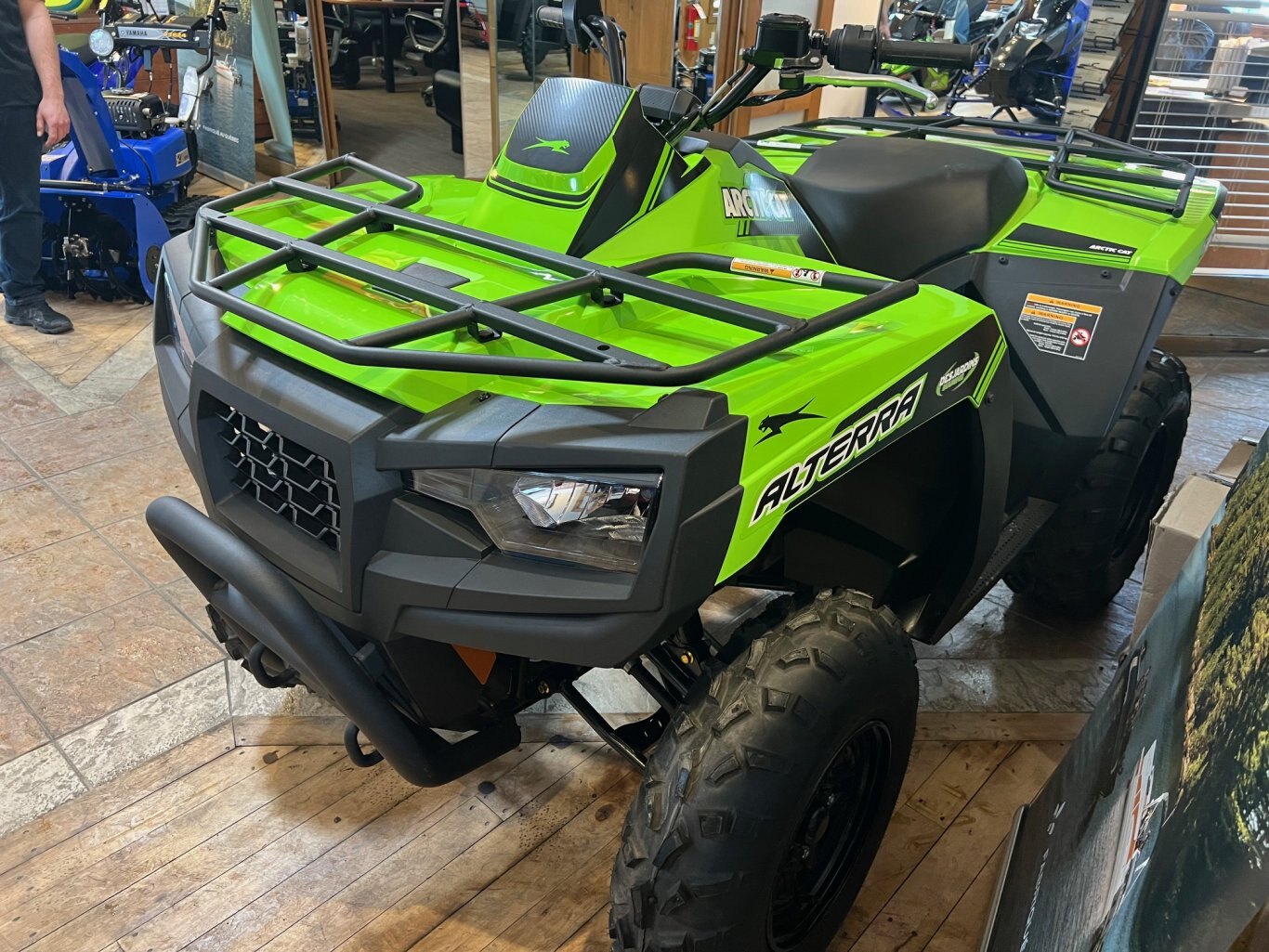 VTT Arctic Cat Alterra 600 2023 Vert & Noir Neuf en Liquidation Rabais de 5000$+tx à ne pas manquer !!!