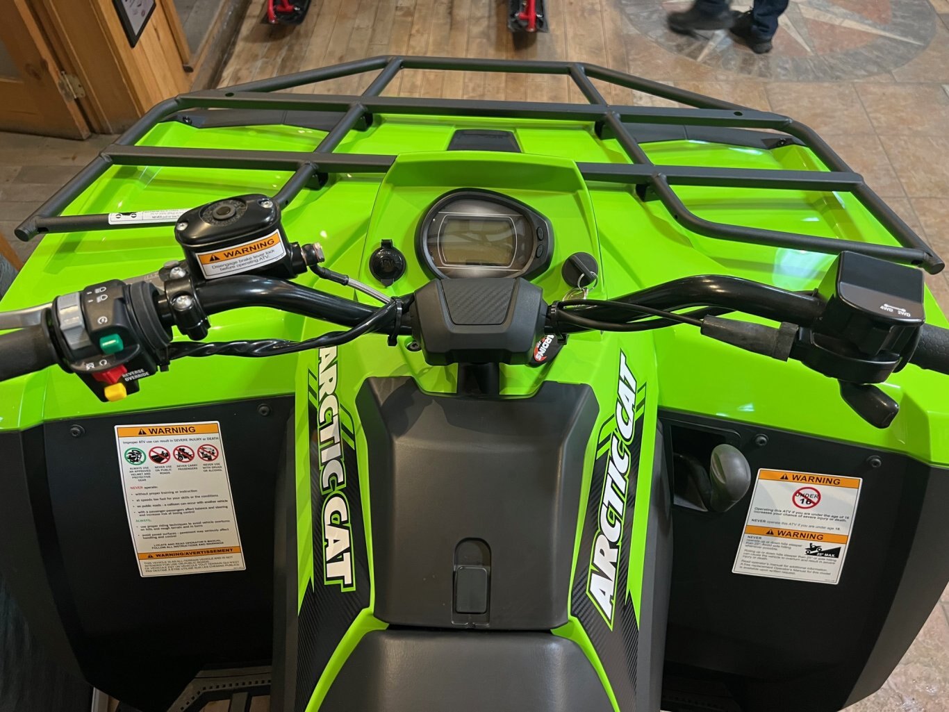 VTT Arctic Cat Alterra 600 2023 Vert & Noir Neuf en Liquidation Rabais de 5000$+tx à ne pas manquer !!!