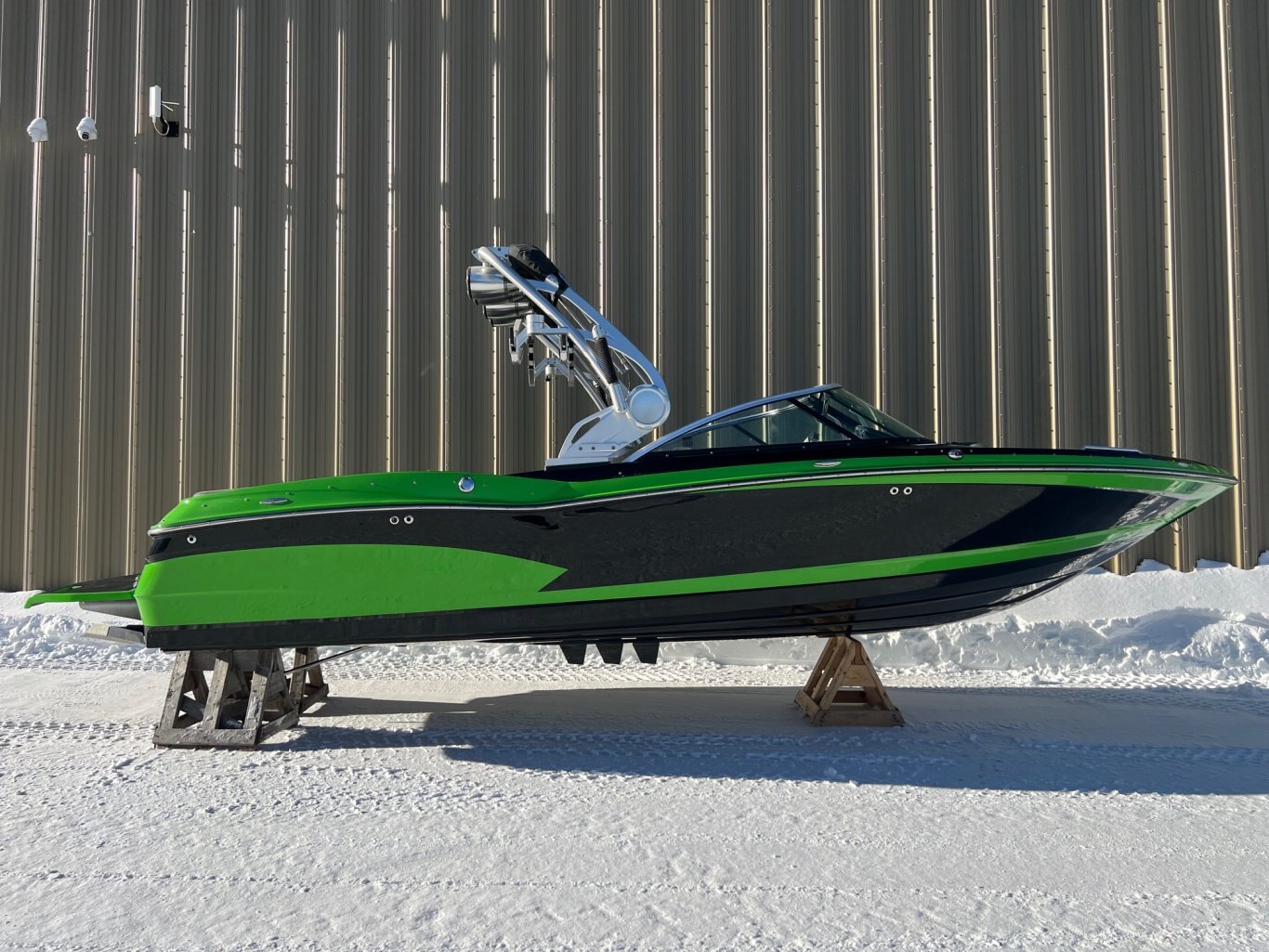 Bateau Mastercraft X30 2014 Vert & Noir avec Moteur Ilmor 6.0l Complètement Équipé pour le Wakesurf!