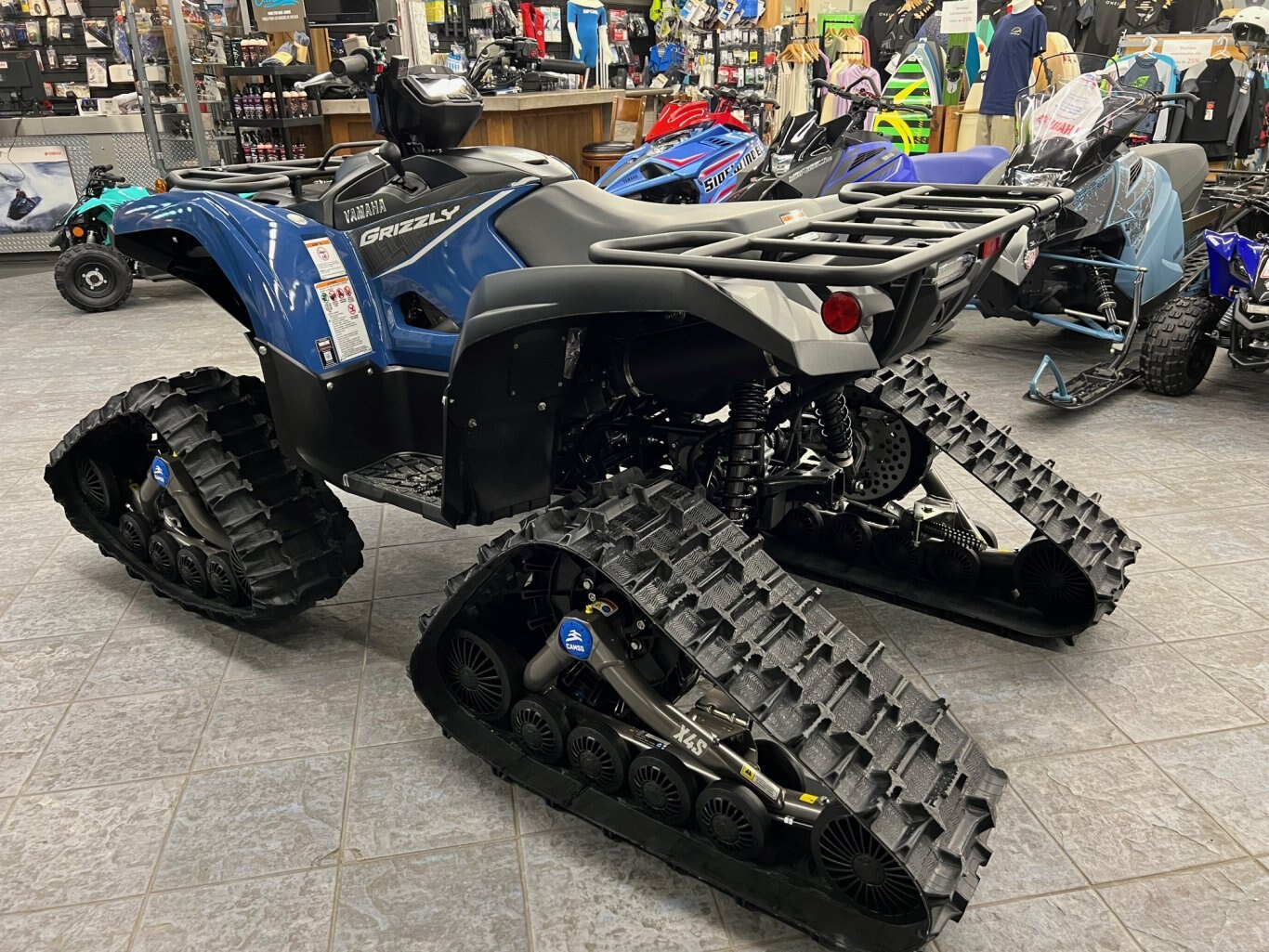 VTT Yamaha Grizzly 700 EPS SE 2025 Bleu & Noir avec Treuil, Jantes & Chenilles Camso X4S