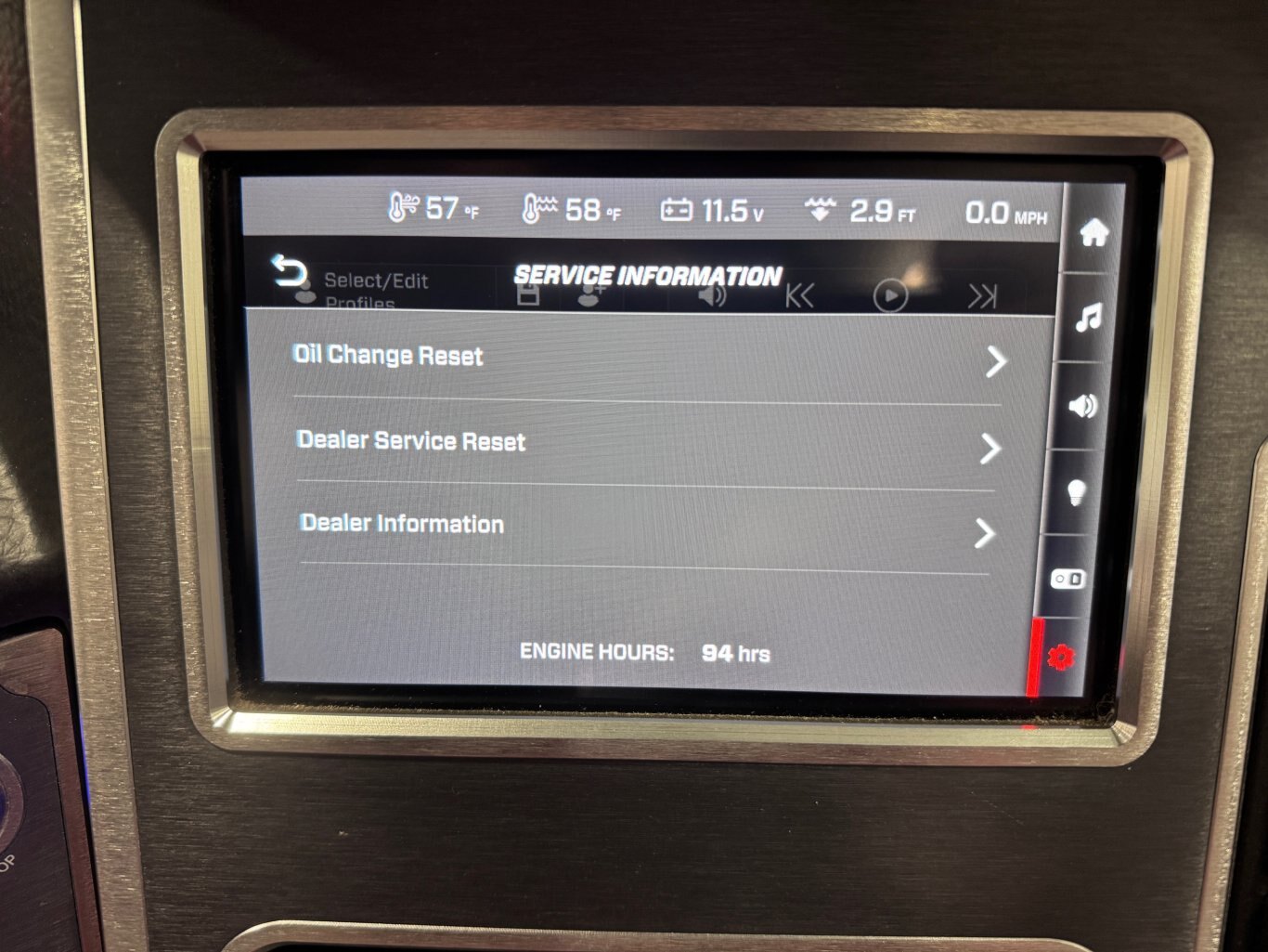 Bateau Mastercraft XT22T 2023 Gris Pâle intérieur Bourgogne Moteur 6.0l Ilmor, Complètement Équipé Wakesurf Comme neuf!