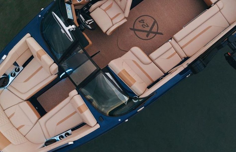 2025 MasterCraft X24