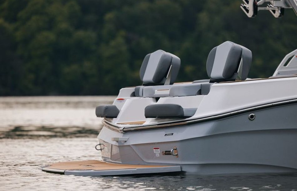 2025 MasterCraft XT20