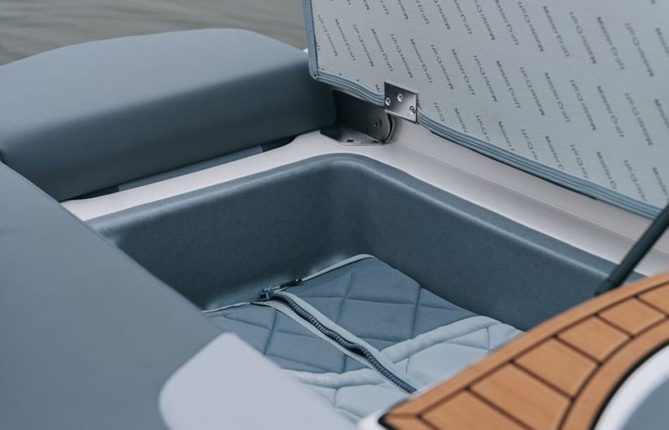 2025 MasterCraft XT20