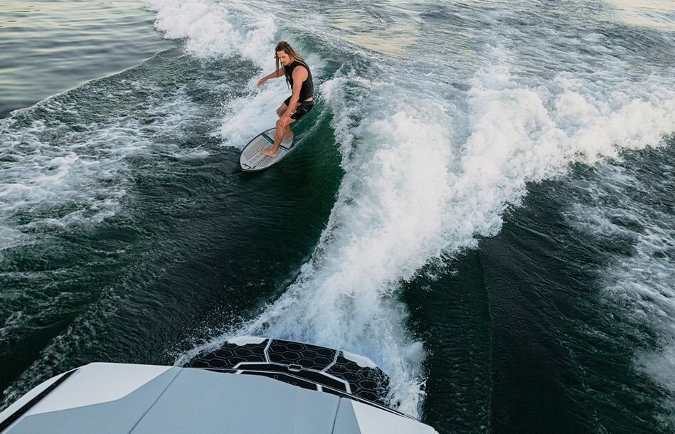 2025 MasterCraft NXT Icon Package