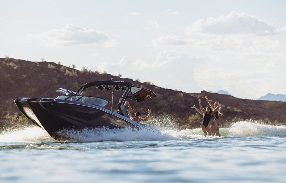 2025 MasterCraft NXT Icon Package
