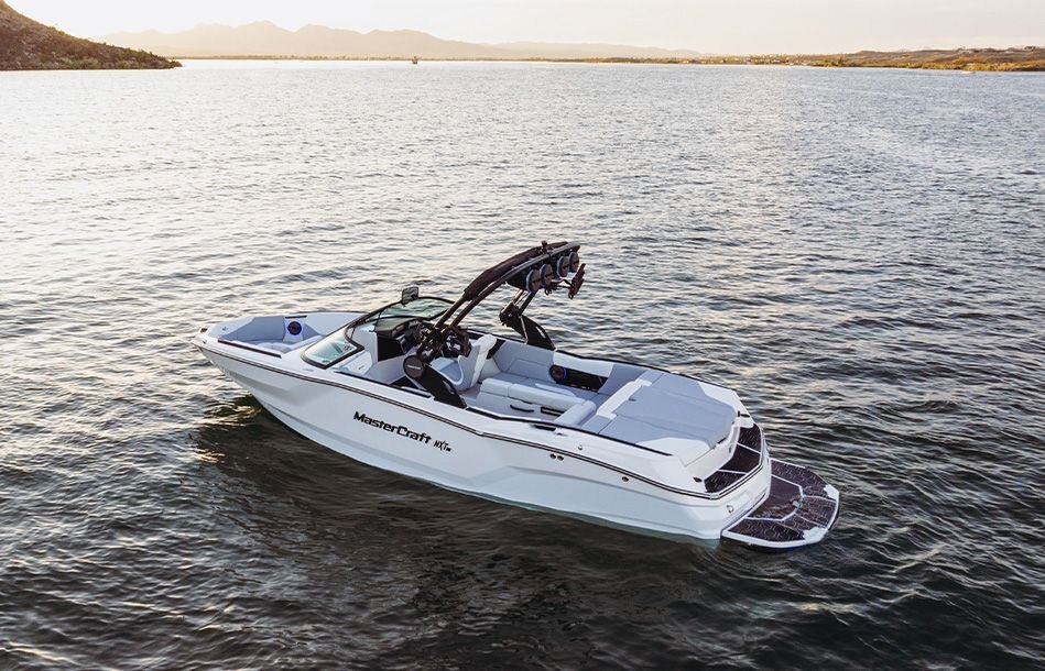 2025 MasterCraft NXT Icon Package