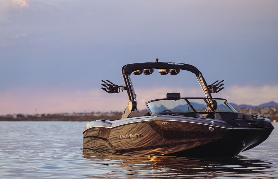 2025 MasterCraft NXT Icon Package