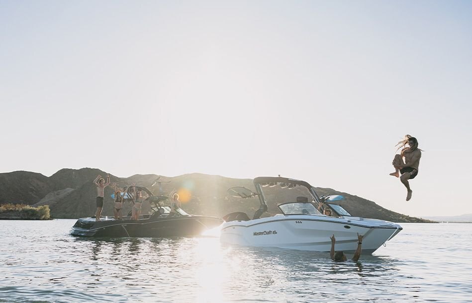 2025 MasterCraft NXT Icon Package