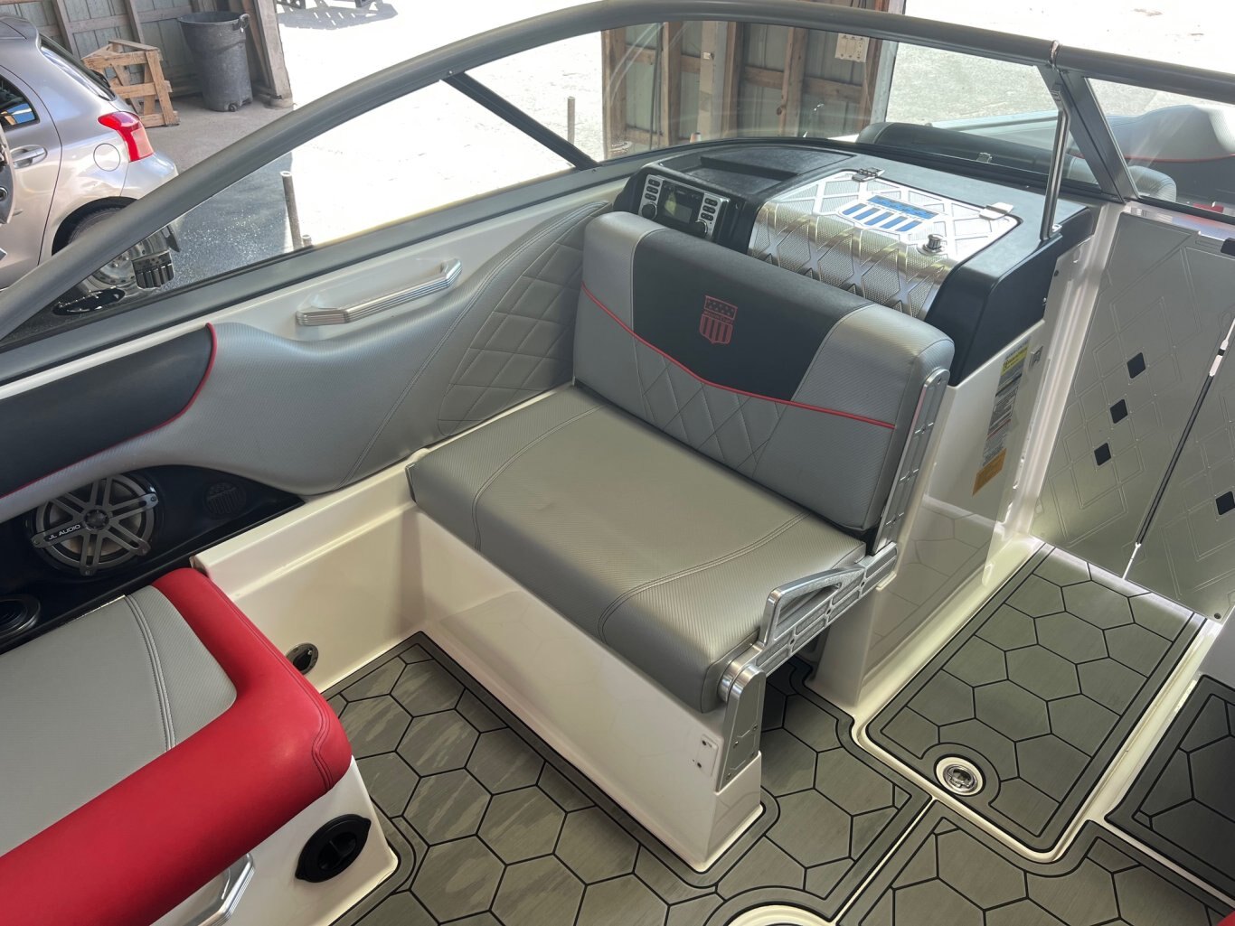 Bateau Mastercraft X35 2013 Rouge Moteur Ilmor 6.2 450heures, Surf Tabs Gen2, Remorque, Complètement Équipé!