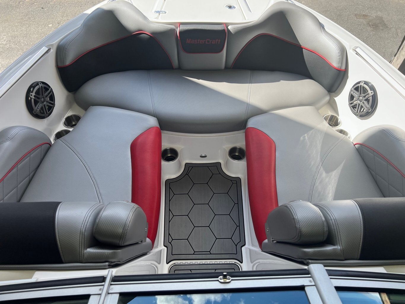 Bateau Mastercraft X35 2013 Rouge Moteur Ilmor 6.2 450heures, Surf Tabs Gen2, Remorque, Complètement Équipé!