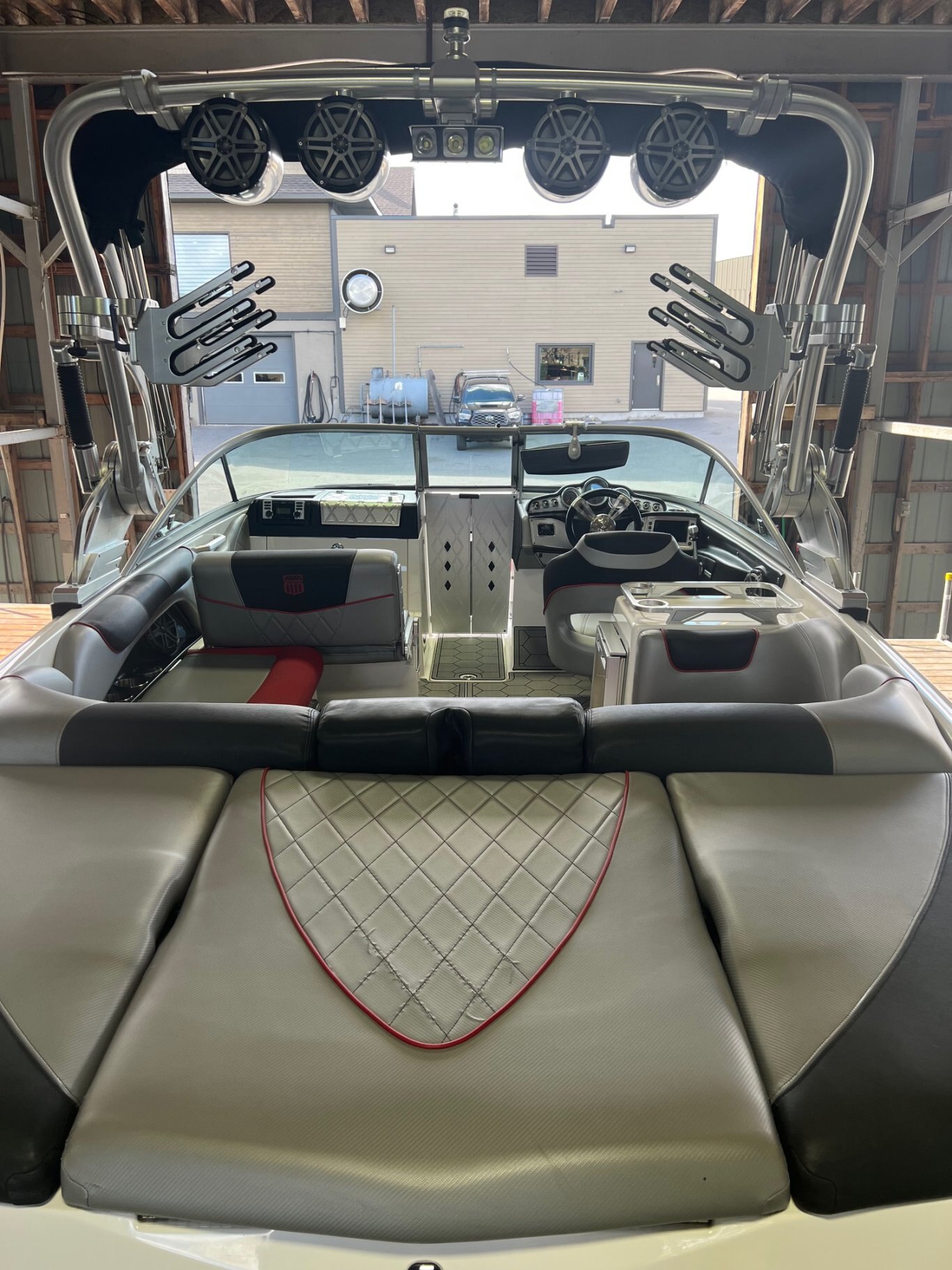 Bateau Mastercraft X35 2013 Rouge Moteur Ilmor 6.2 450heures, Surf Tabs Gen2, Remorque, Complètement Équipé!