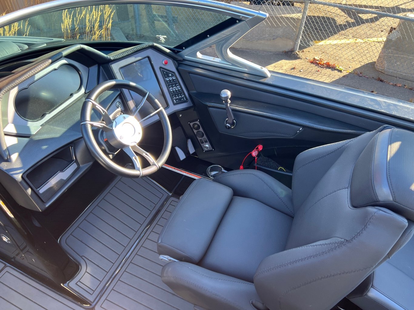 Bateau Mastercraft X Star 2018 Noir sur Noir Moteur Ilmor 6.2l 430hp 181h, Complètement Équipé pour le Wakesurf!