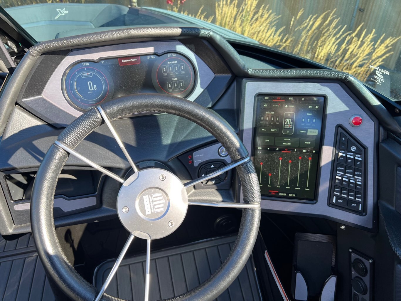 Bateau Mastercraft X Star 2018 Noir sur Noir Moteur Ilmor 6.2l 430hp 181h, Complètement Équipé pour le Wakesurf!