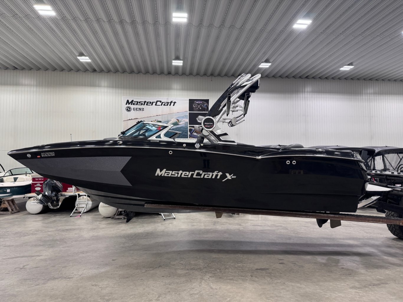 Bateau Mastercraft X Star 2018 Noir sur Noir Moteur Ilmor 6.2l 430hp 181h, Complètement Équipé pour le Wakesurf!