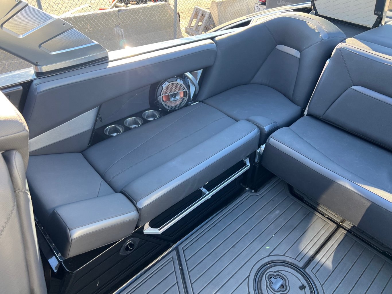 Bateau Mastercraft X Star 2018 Noir sur Noir Moteur Ilmor 6.2l 430hp 181h, Complètement Équipé pour le Wakesurf!