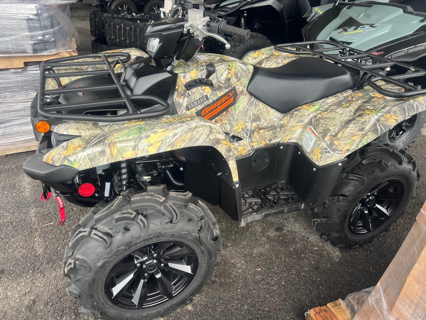 VTT Yamaha Grizzly EPS Camo 2026, Winch, Mags & Pneus Agressifs, Modèle Multi Usage!