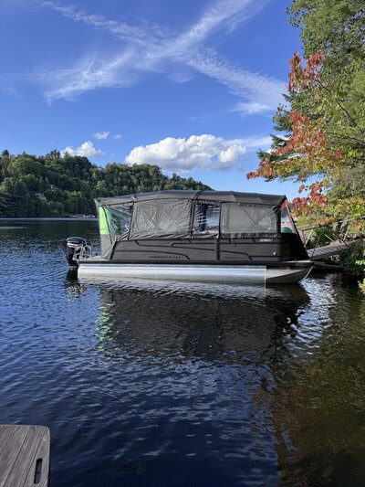Ponton Démo Princecraft Sportfisher 23-2S RL 2026 Charbon Vitesse moteur Mercury 90hp, Ensemble Noir, Toit Campeur, Ambiance, Pêche & Plus !