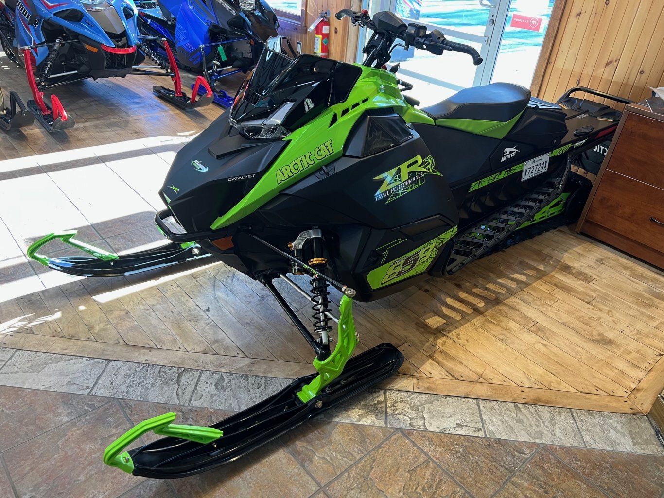 Motoneige Arctic Cat ZR 858 Sno Pro ES Catalyst Vert & Noir 2025 137cm DÉMO 2711km Faites Vite!