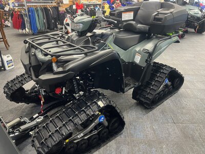 VTT Yamaha Grizzly 700 EPS XT-R Gris & Noir Modèle Multi-Usage, Épuipé de Chenielles, Siège Coffre, Treuil, Poignés Chaffantes & Plus!