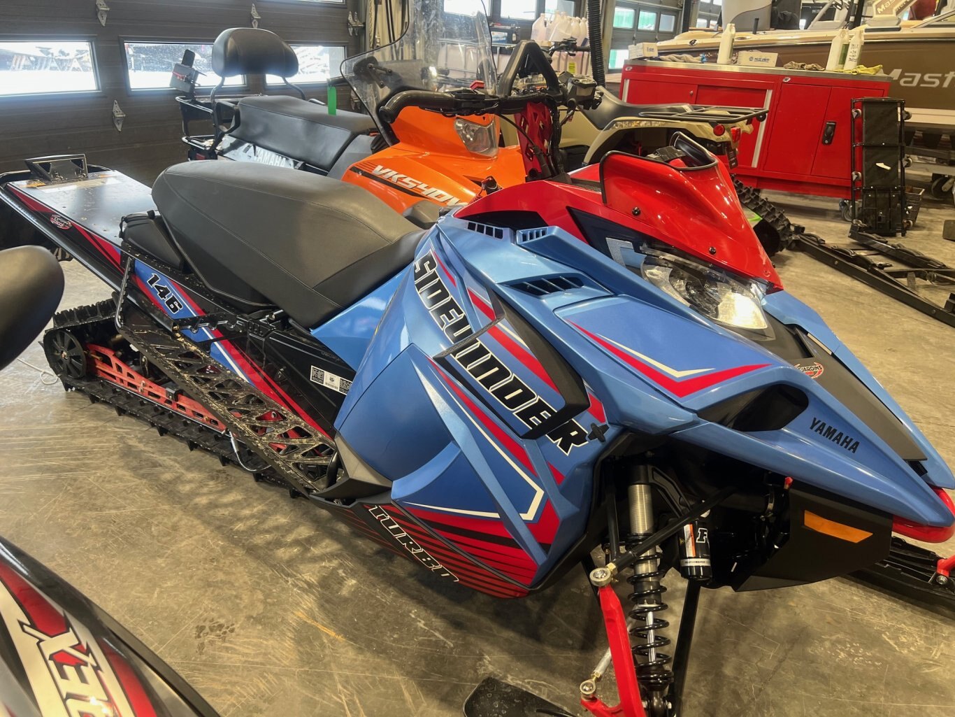 Motoneige Yamaha Sidewinder X TX SE 146 2024 Bleu Démo 366km Modèle Hybride Financement 0%!
