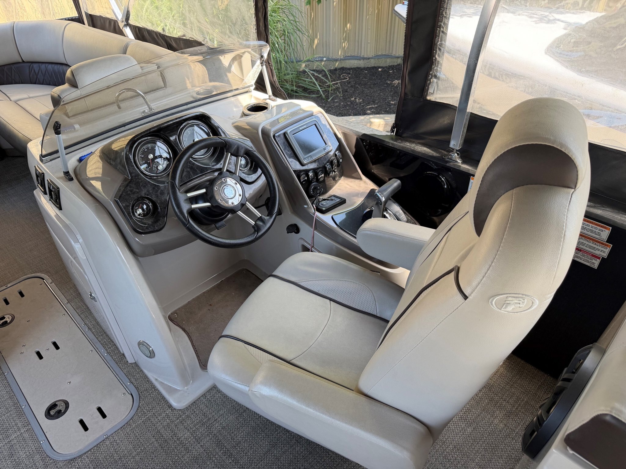 Princecraft Vogue 25XT 2017 avec moteur Mercury de 250 hp et système Active Trim