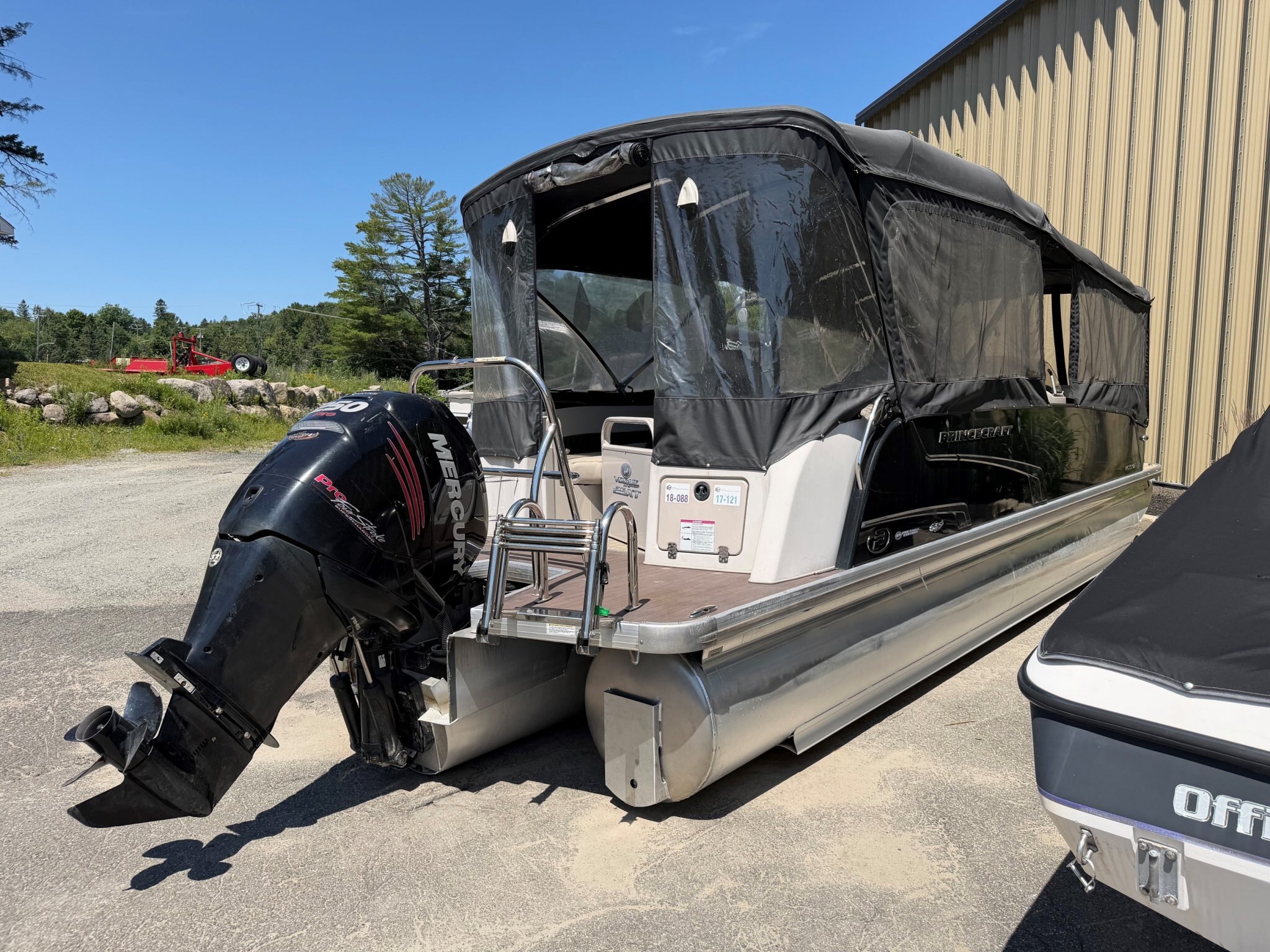 Princecraft Vogue 25XT 2017 avec moteur Mercury de 250 hp et système Active Trim